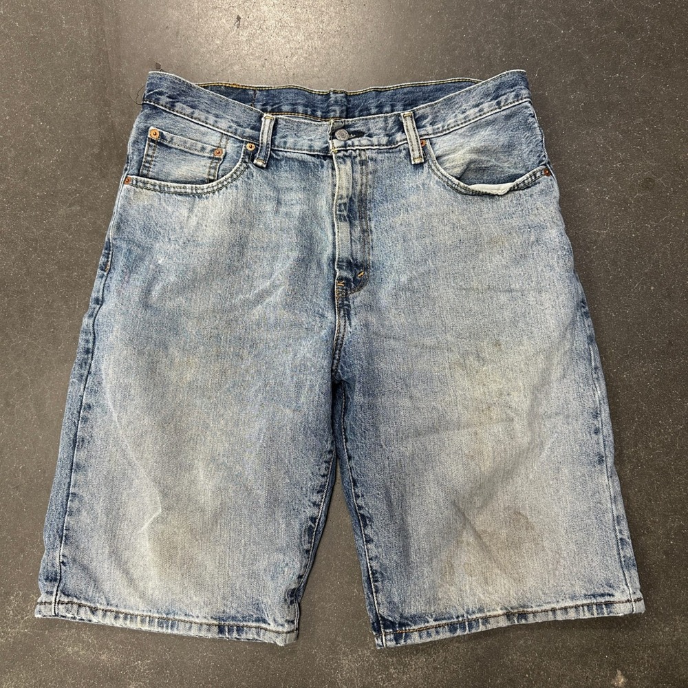 Levis Regular Fit Denim Shorts Mens 34 Light Wash Blue Cotton Jean Shorts